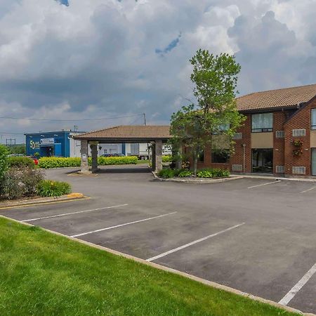 Comfort Inn Lévis Buitenkant foto