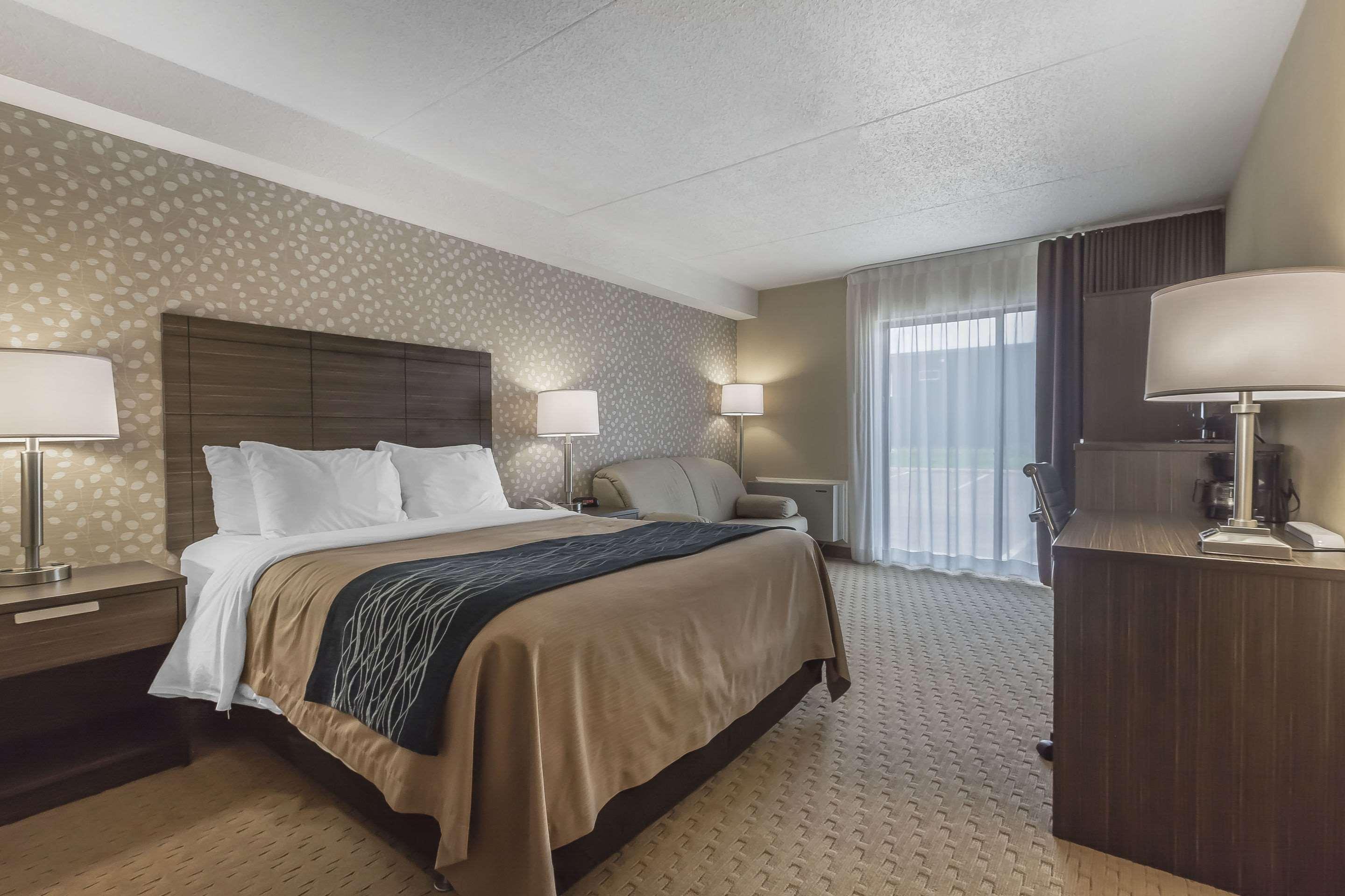 Comfort Inn Lévis Buitenkant foto