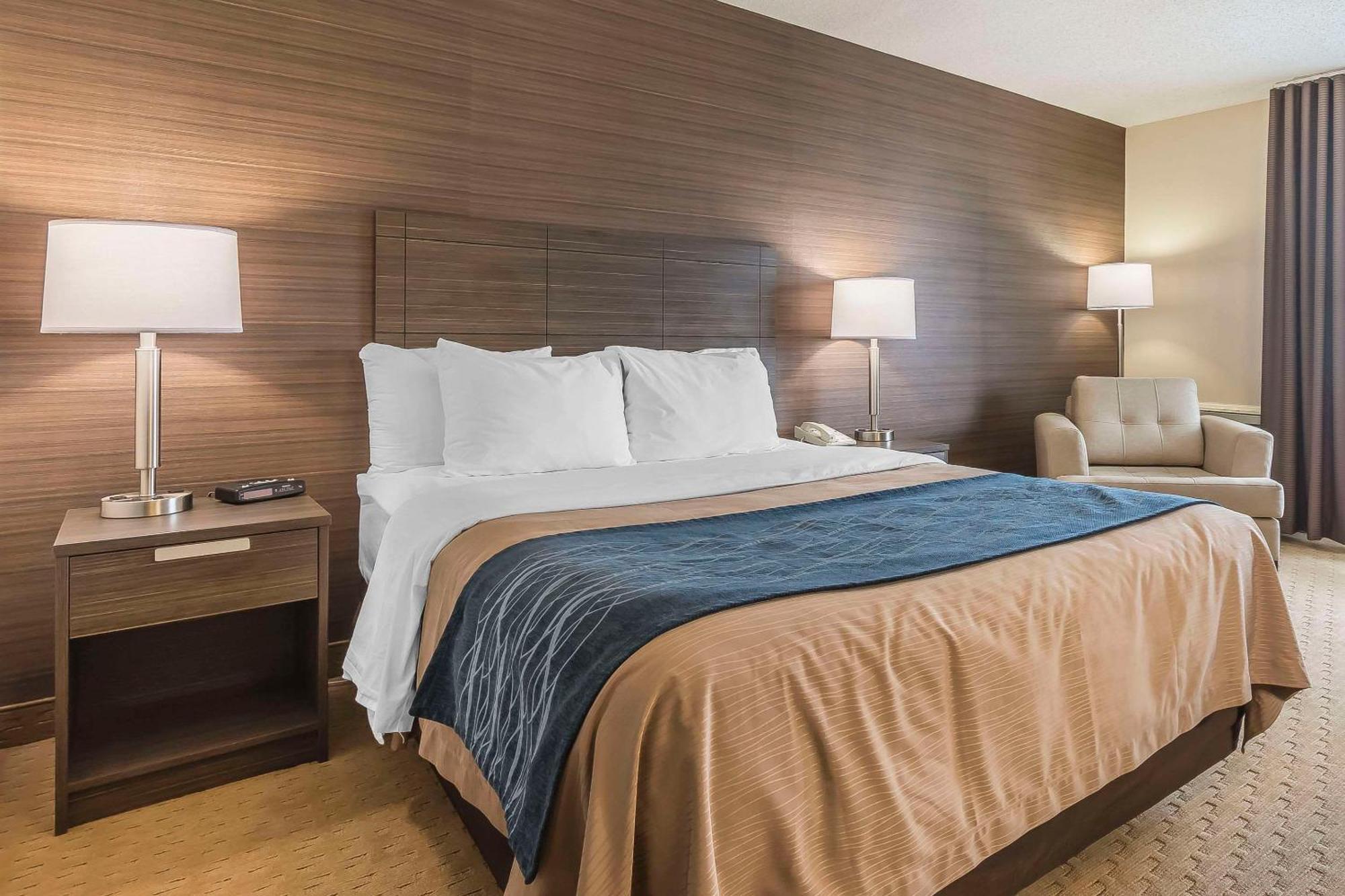 Comfort Inn Lévis Buitenkant foto